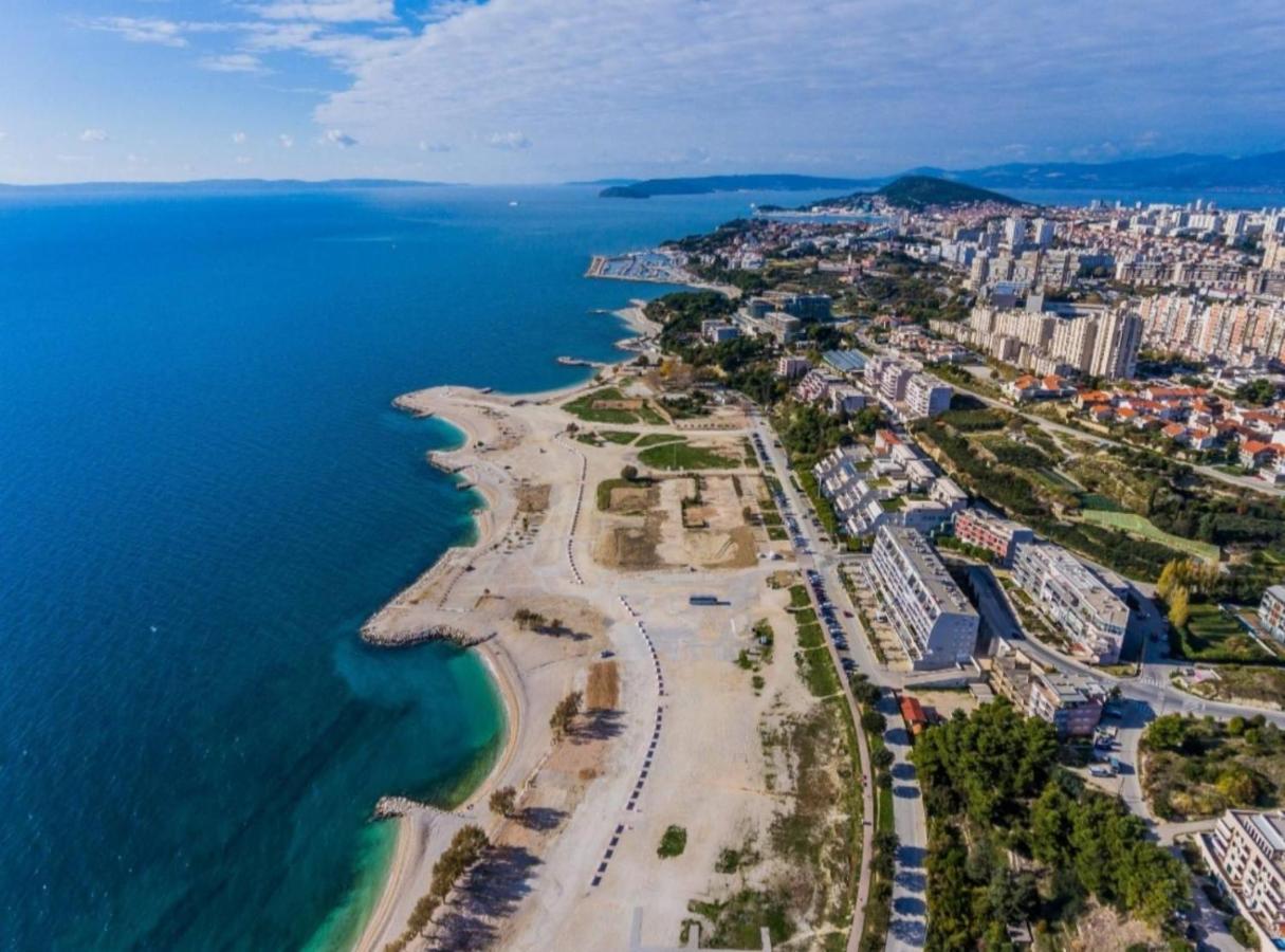Apartment Paolo By The Beach Znjan Split Eksteriør bilde