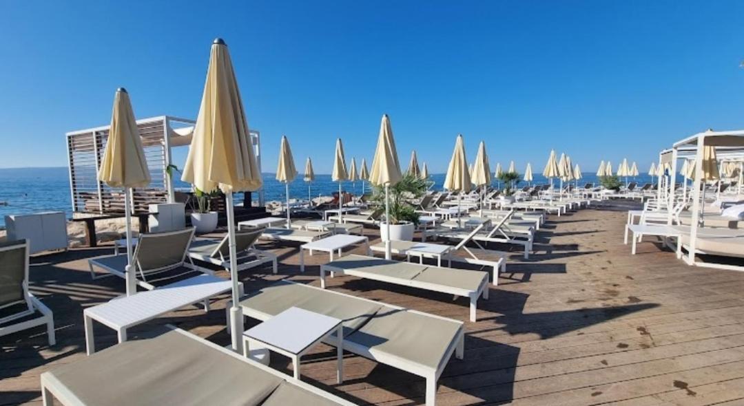 Apartment Paolo By The Beach Znjan Split Eksteriør bilde